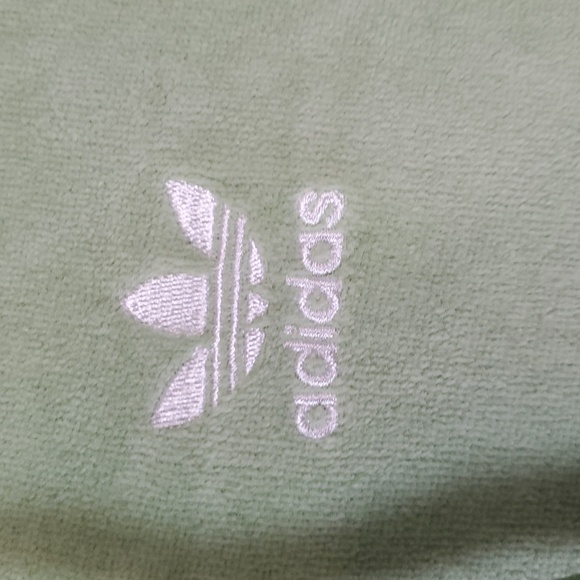 Adidas Womens Lime Green Cropped, Zip Up Hooded Velour Jacket. Large - Picture 3 of 8